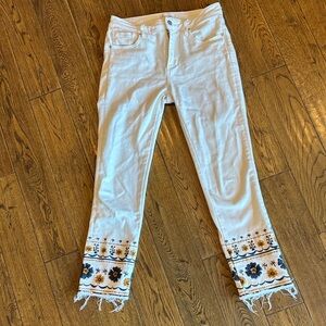 DRIFTWOOD sz 26 Jeans with Floral Embroidery colette